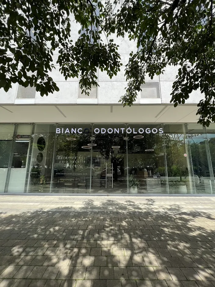 Bianco Odontologos