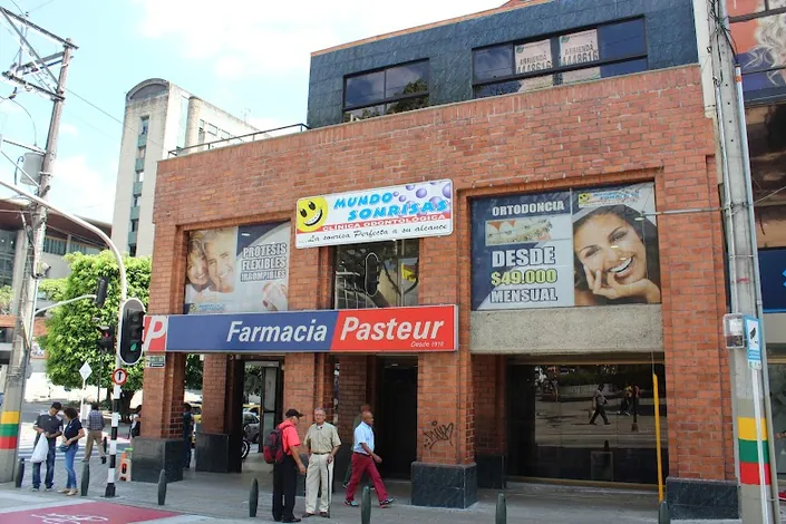 Clínica Odontologica Mundo Sonrisas