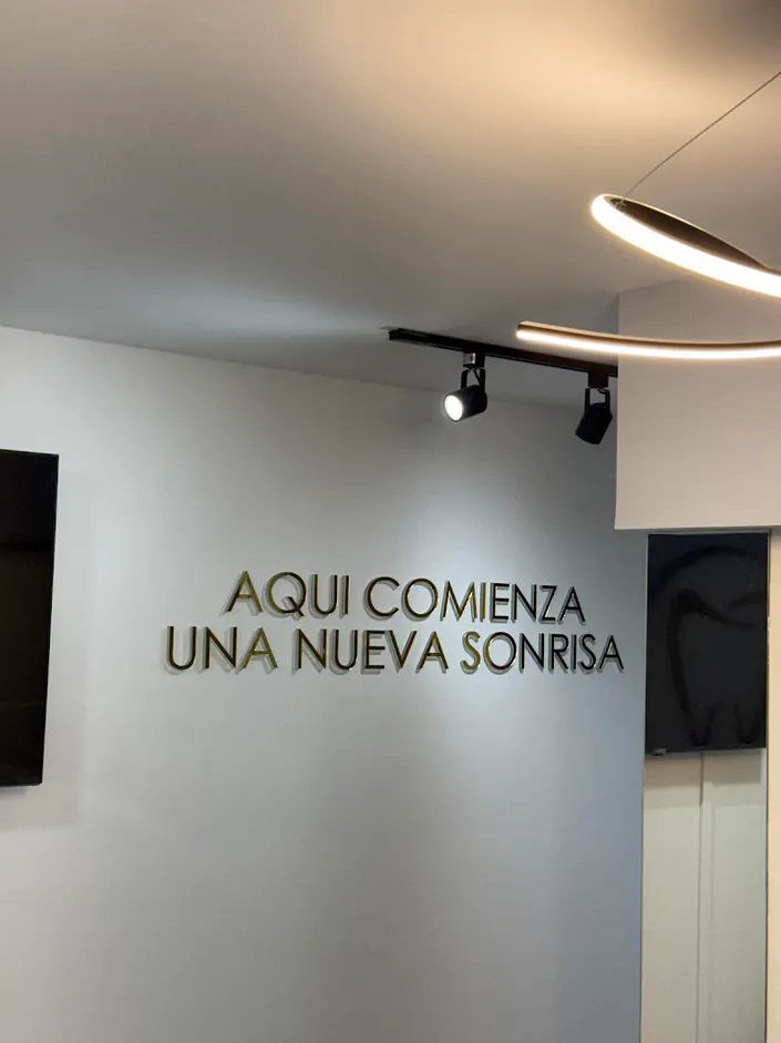 Dr. Rafael Rueda I Odontólogo