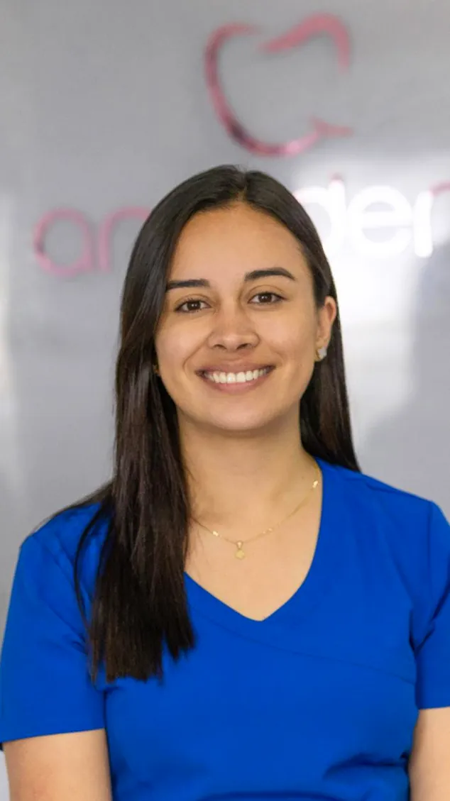 Dra Ana Maria Pacheco. Odontología Estética Especializada
