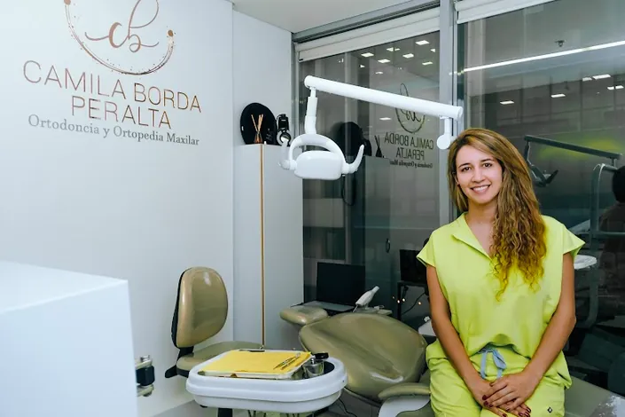 Dra. Camila Borda – Invisalign Bogotá