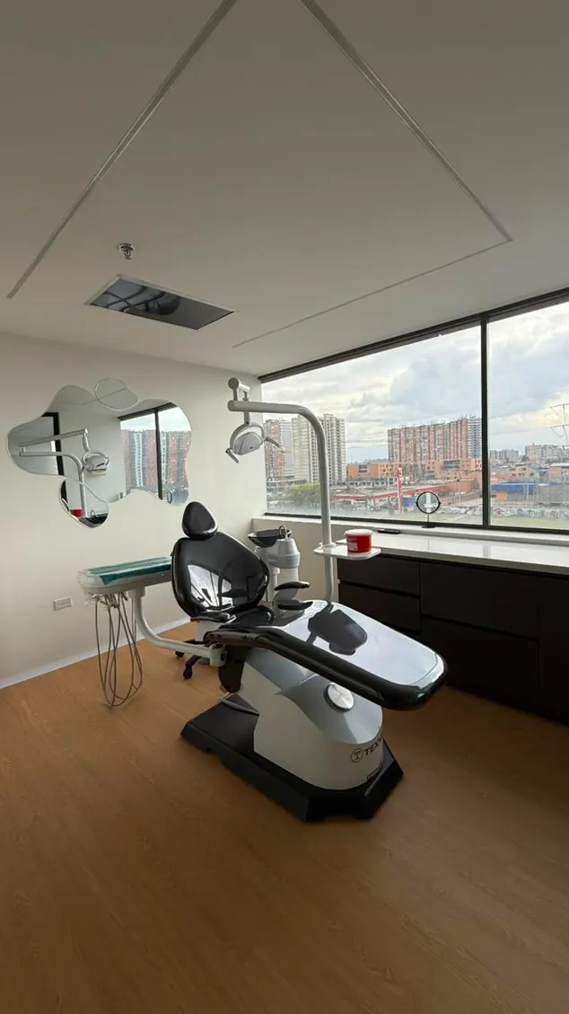 Dra. Juliana Hernández | Smile Design · Odontología Estética