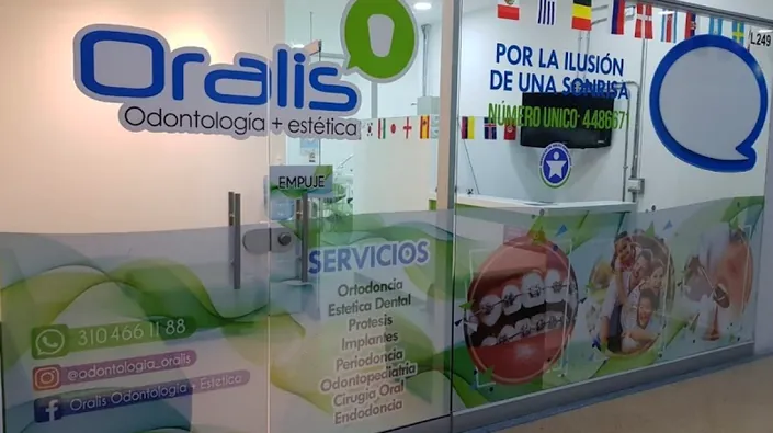 Oralis Odontologia + Estetica