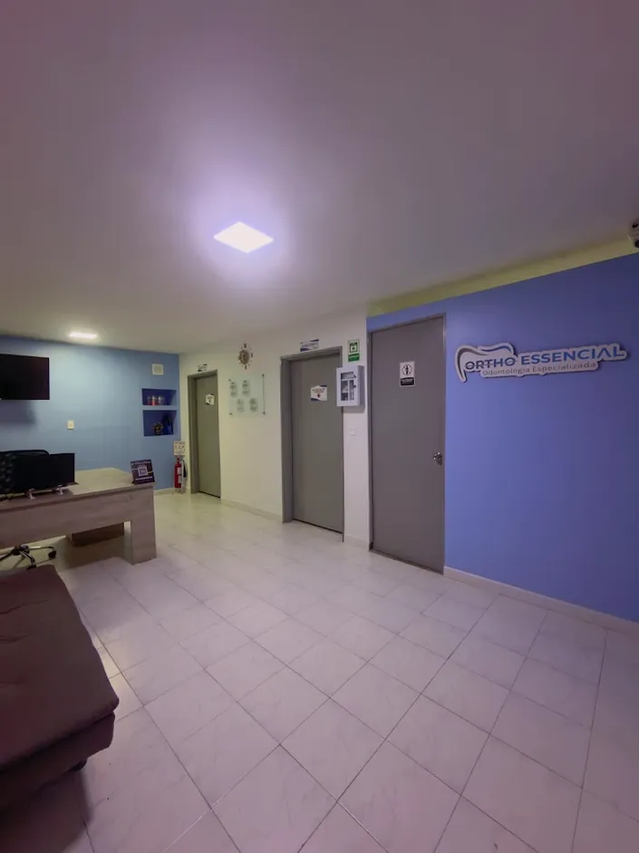 Orthoessencial Odontología Especializada